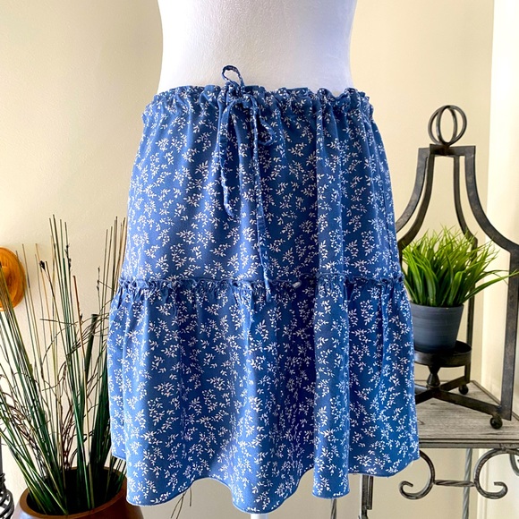Brandy Melville Dresses & Skirts - Brandy Melville drawstring skirt
